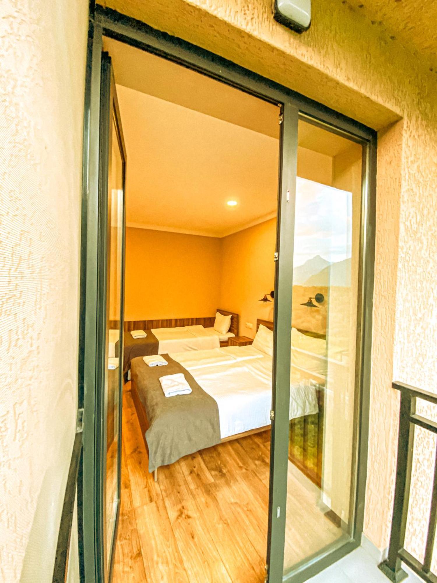 Hotel Gold Kazbegi Εξωτερικό φωτογραφία